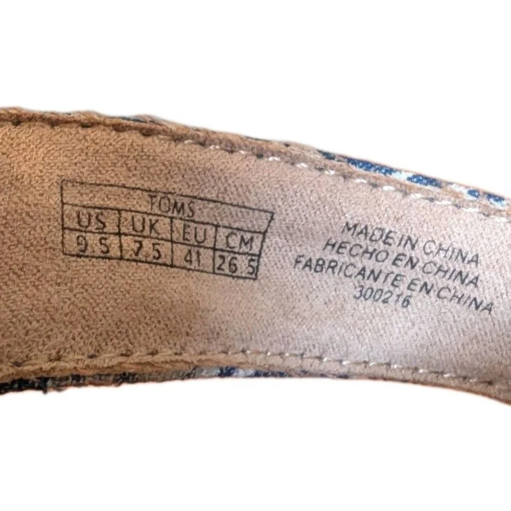TOMS Size 9.5W Clarissa Blue Batik Textile Wrapped Wedge Heel Sandals Shoes New